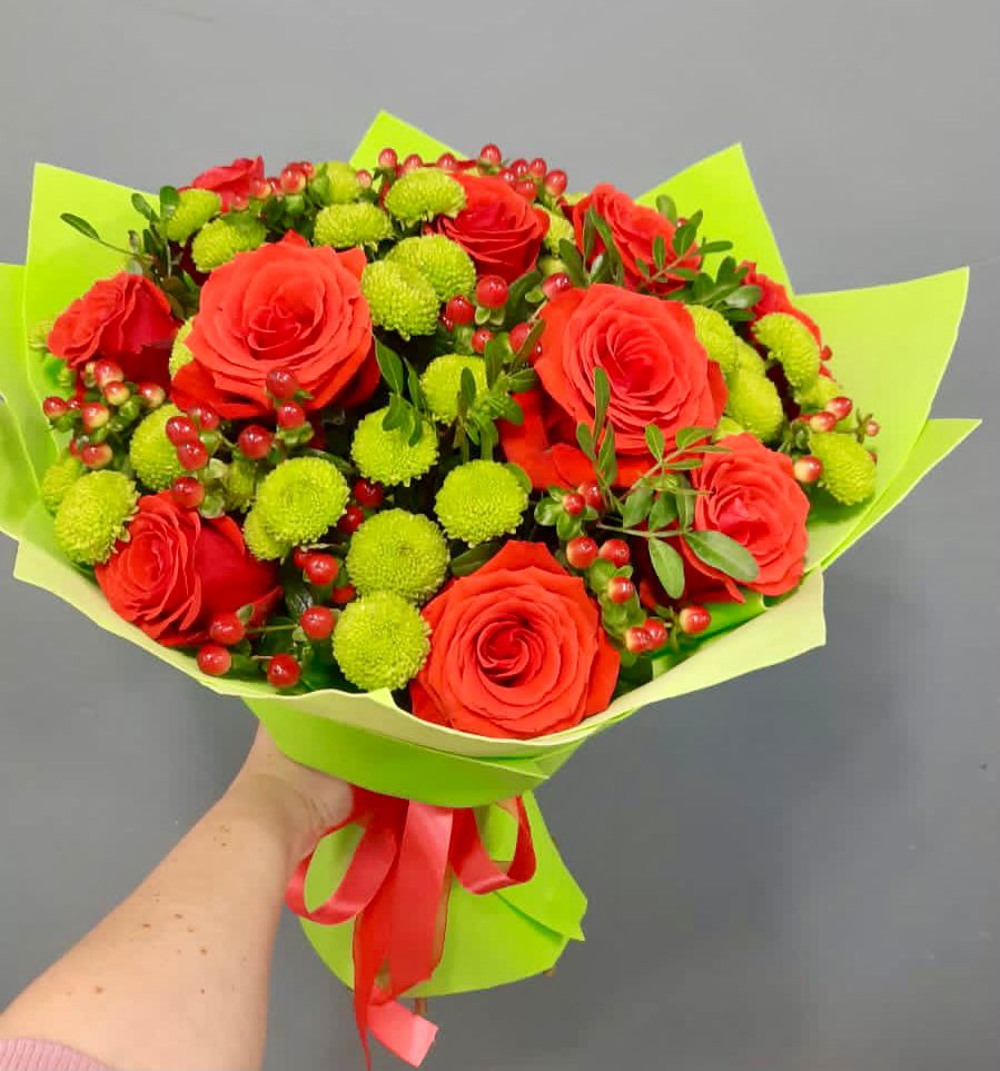 Букет цветов из: Хризантемы и Розы в Ковылкино