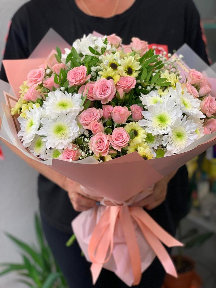 Букет цветов из: Розы и Хризантемы в Ковылкино