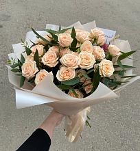 Букет Кремовые розы Латте в Ковылкино