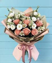 Букет цветов из:  Розы, Альстромерии и Лизиантусы в Ковылкино