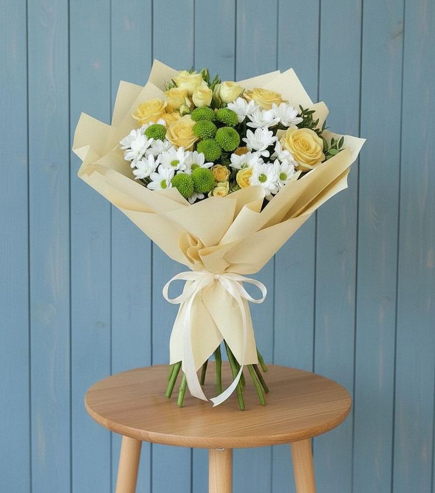 Букет цветов из: Хризантемы и Розы в Ковылкино