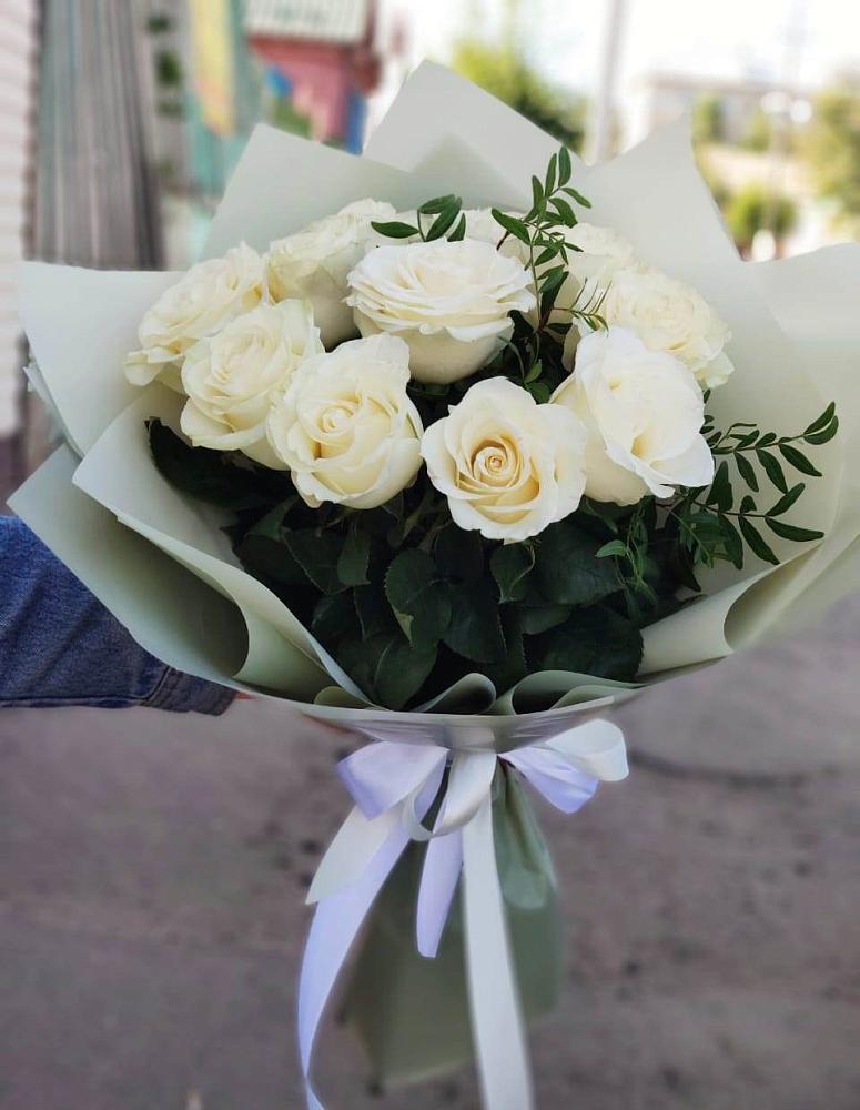 Букет Белые розы Проуд в Ковылкино