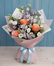 Букет цветов из:  Лизиантусы, Розы, Альстромерии и Гипсофила в Ковылкино