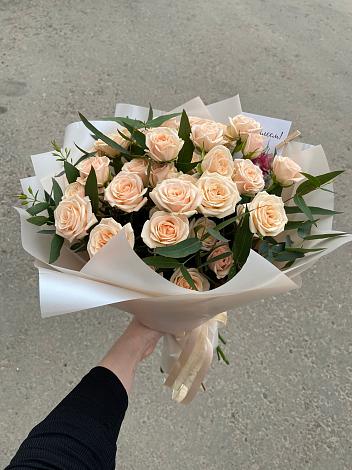 Букет Кремовые розы Латте в Ковылкино