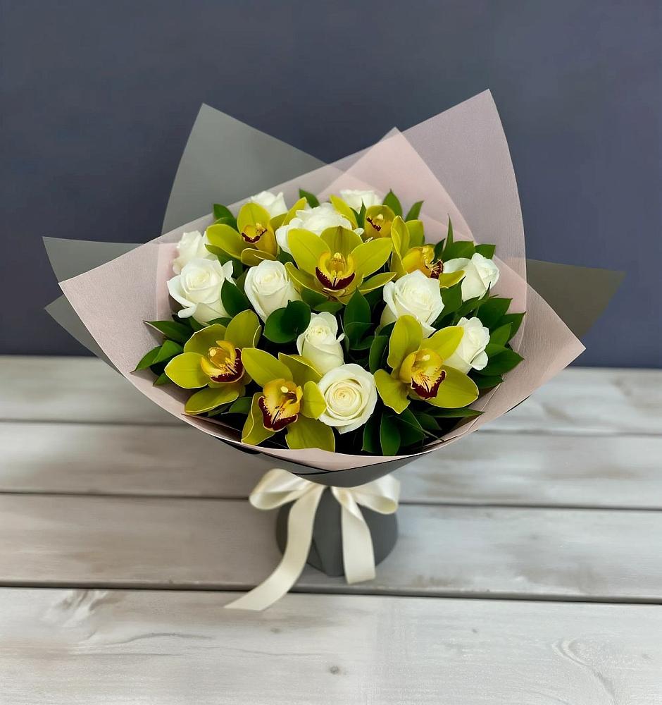 Букет цветов из: Орхидеи и Розы в Ковылкино