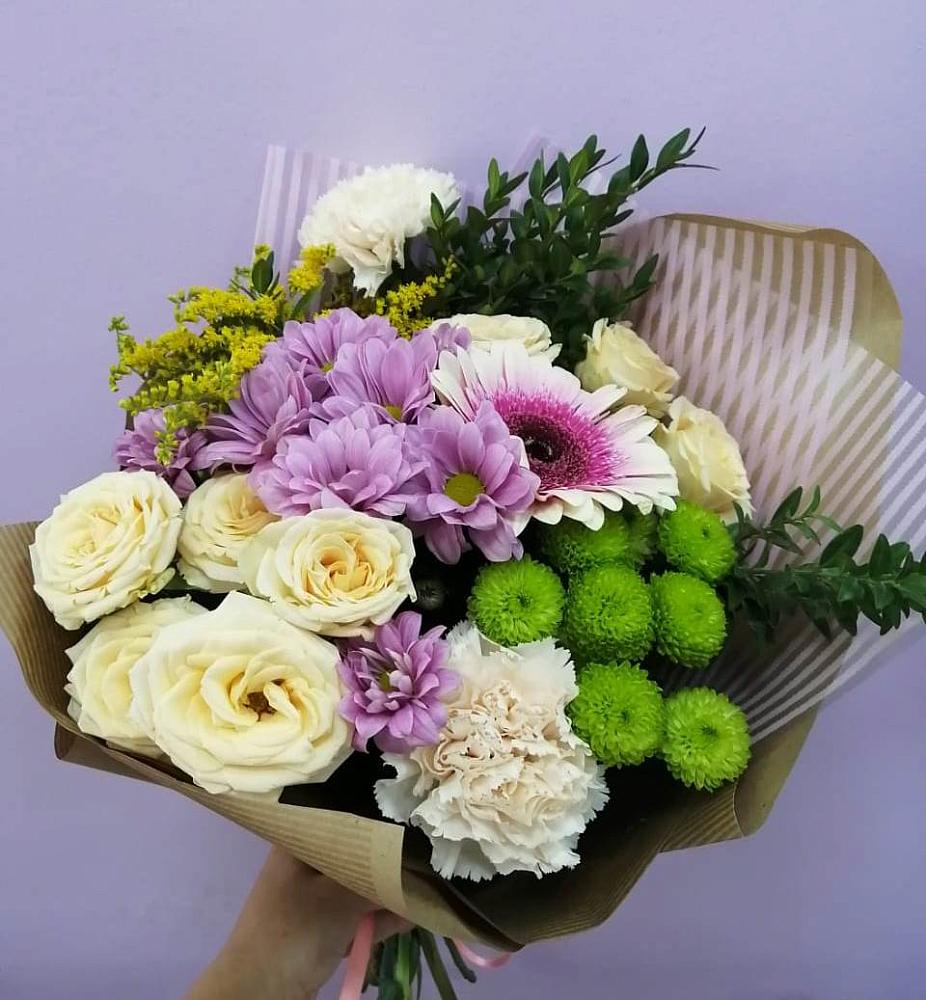 Букет цветов из: Хризантемы, Розы, Гвоздики и Герберы в Ковылкино