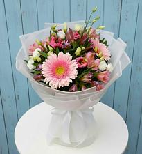 Букет цветов из:  Герберы, Альстромерии и Лизиантусы в Ковылкино