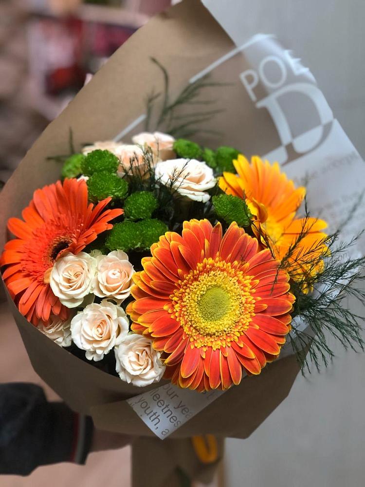 Букет цветов из: Герберы, Хризантемы и Розы в Ковылкино